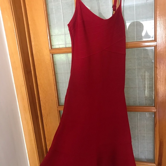 Guess red strechy Dress - Picture 3 of 5